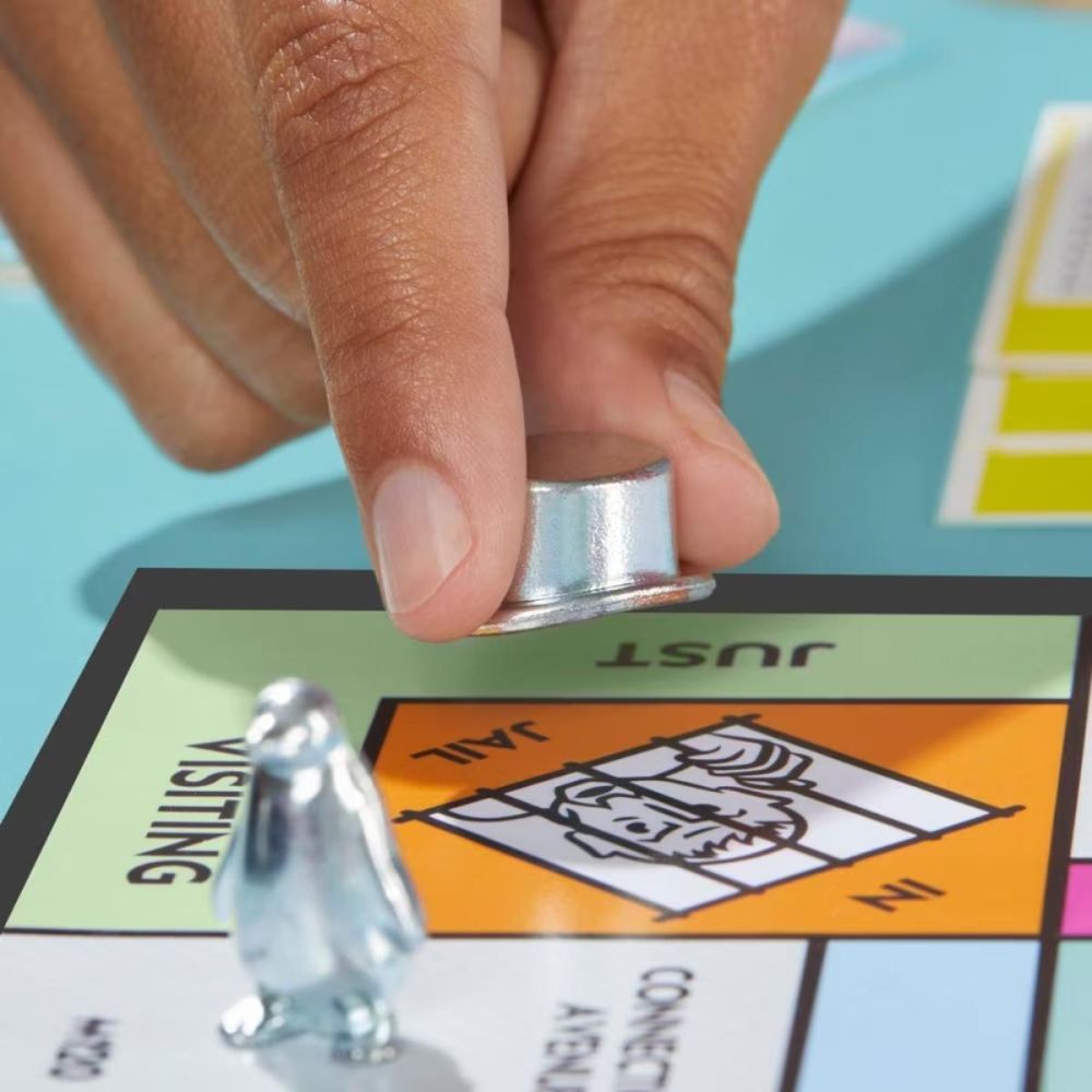 Joc de societate, Monopoly, Clasic Refresh, G0009