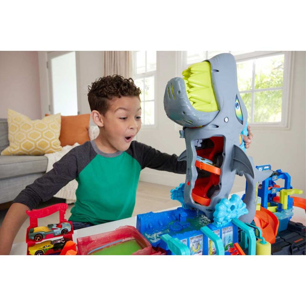 Spalatoria auto cu masinuta, Hot Wheels City Color Reveal, Ultra Shark, HTN82