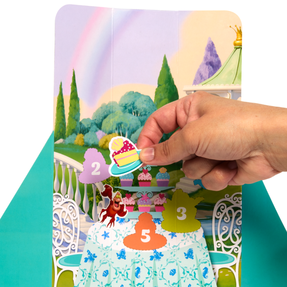 Papusa cu accesorii surpriza, Disney Princess, Spin And Reveal, Ariel, HTV88