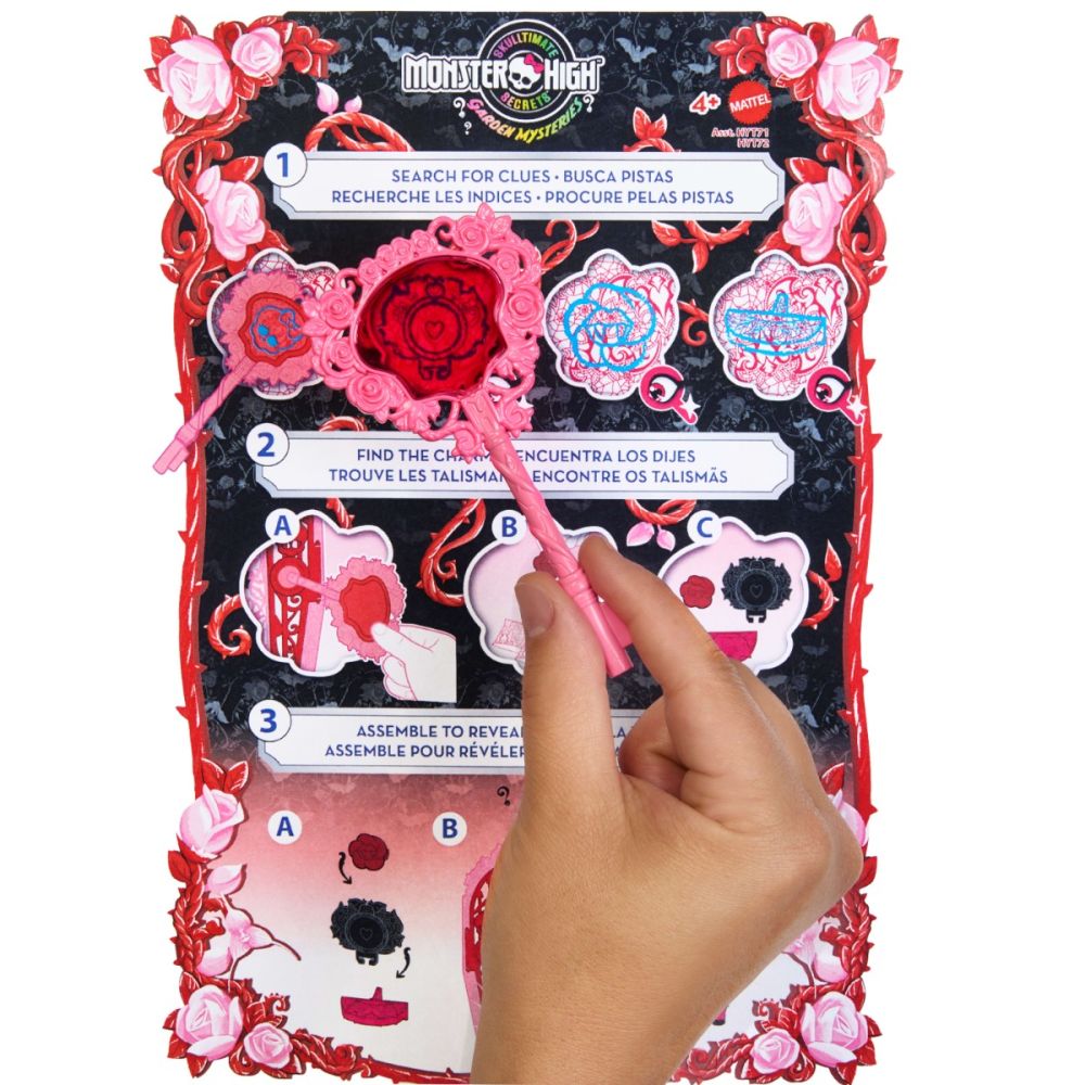 Papusa Draculara cu accesorii, Monster High, Secret Garden Misteries, HYT72