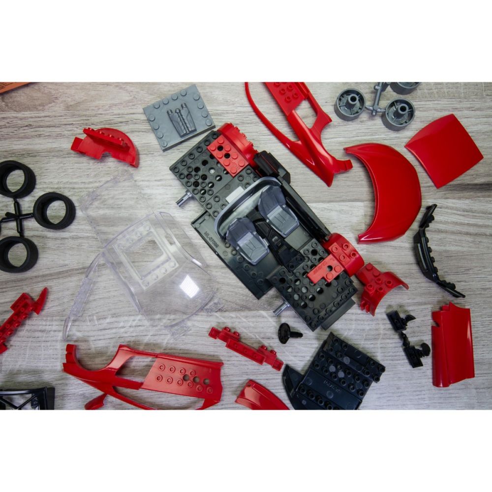 Set de constructie, Airfix Quickbuild, Audi R8 Coupe, 45 piese