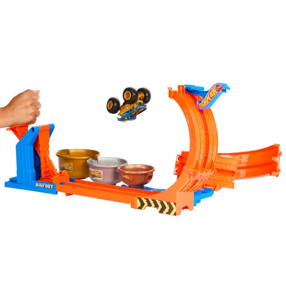 Set de joaca, Hot Wheels, Monster Truck, Loop-And-Flip Trophy Challenge, JBX64