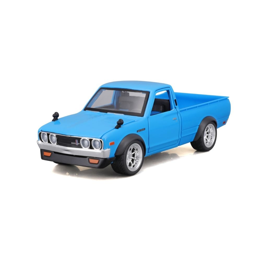 Masina din metal, Maisto, Tokyo Mod 1973 Datsun 620 Pick-Up, 1:24