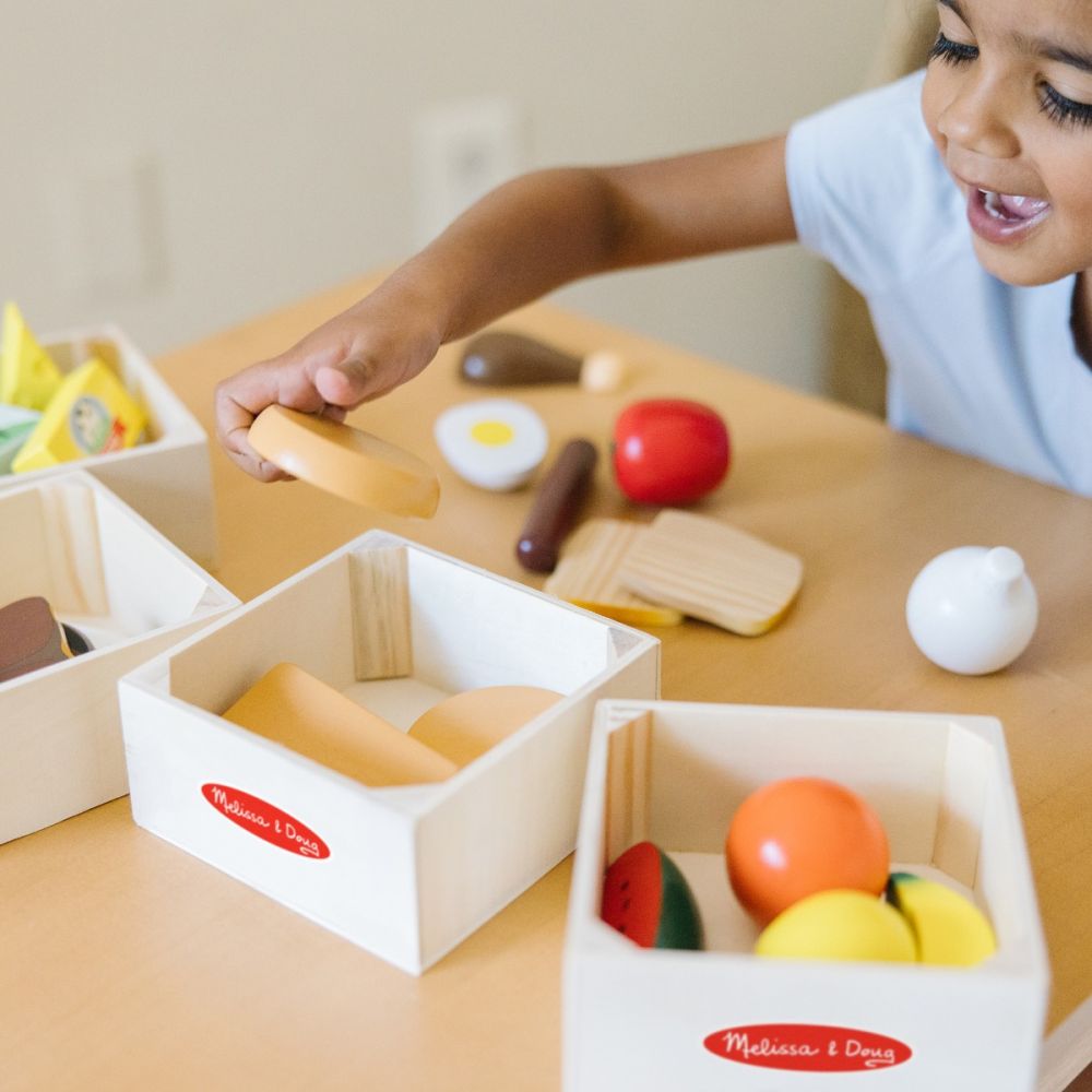 Set de joaca, Melissa & Doug, Produse alimentare din lemn, 21 piese, 6074866