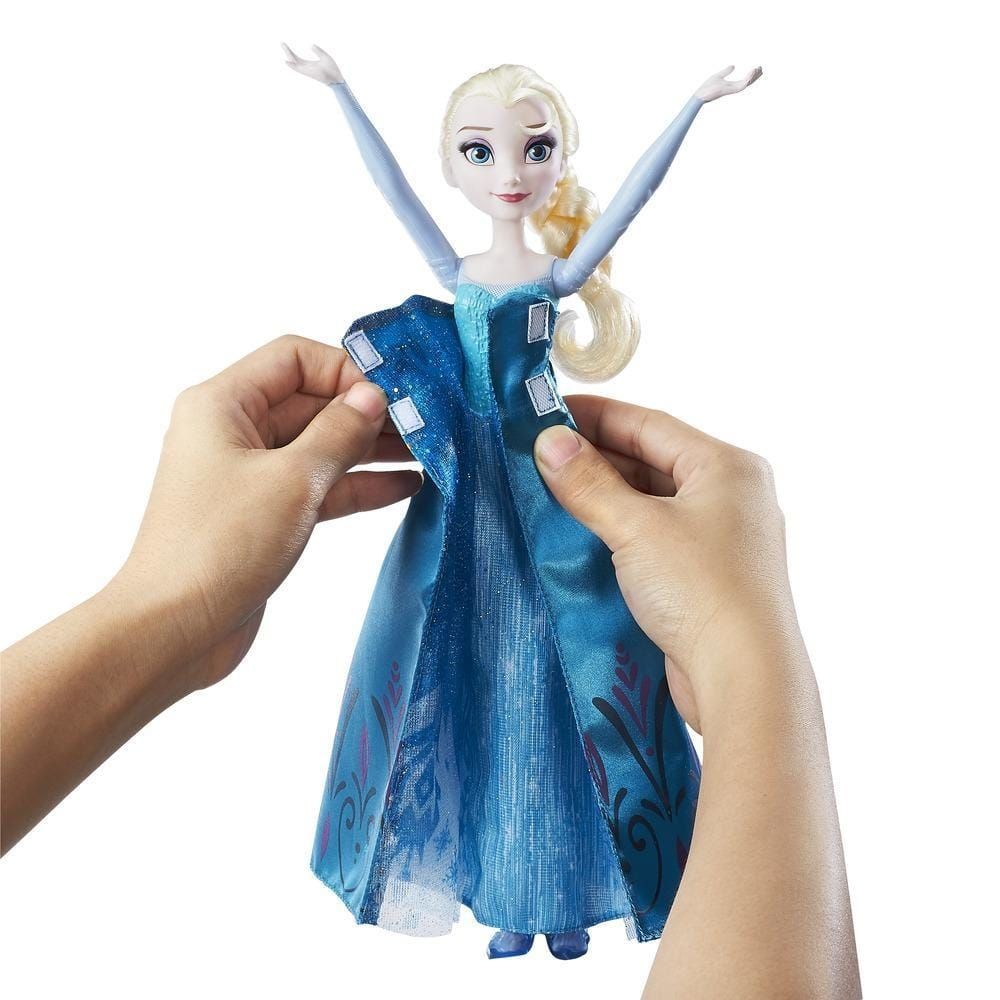 Papusa Disney Frozen - Transformarea regala a Elsei