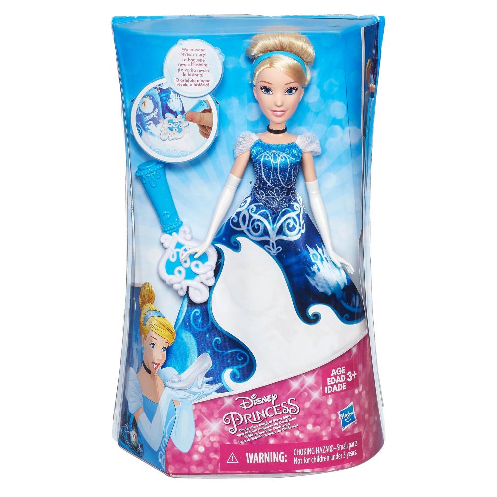Papusa Disney Princess Cenusareasa cu rochie magica