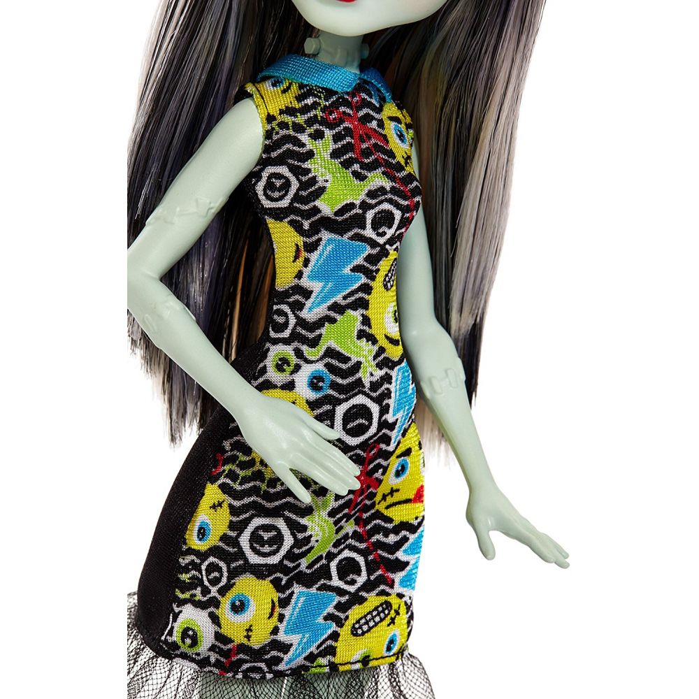 Papusa Monster High - Daughter of Frankiestein