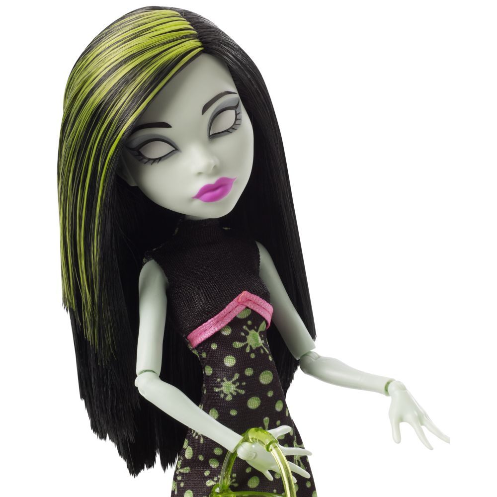 Papusa Monster High Ghoul Fair - Scarah Screams
