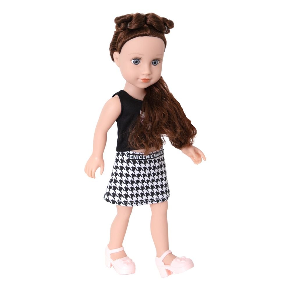 Papusa fashion, Alyss in tinuta sport