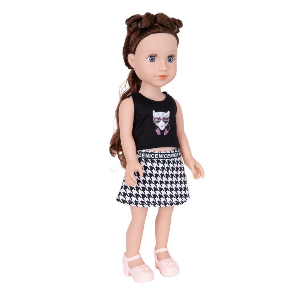 Papusa fashion, Alyss in tinuta sport