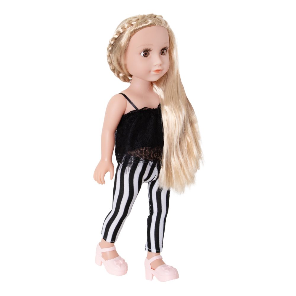 Papusa fashion, Alyss in tinuta casual
