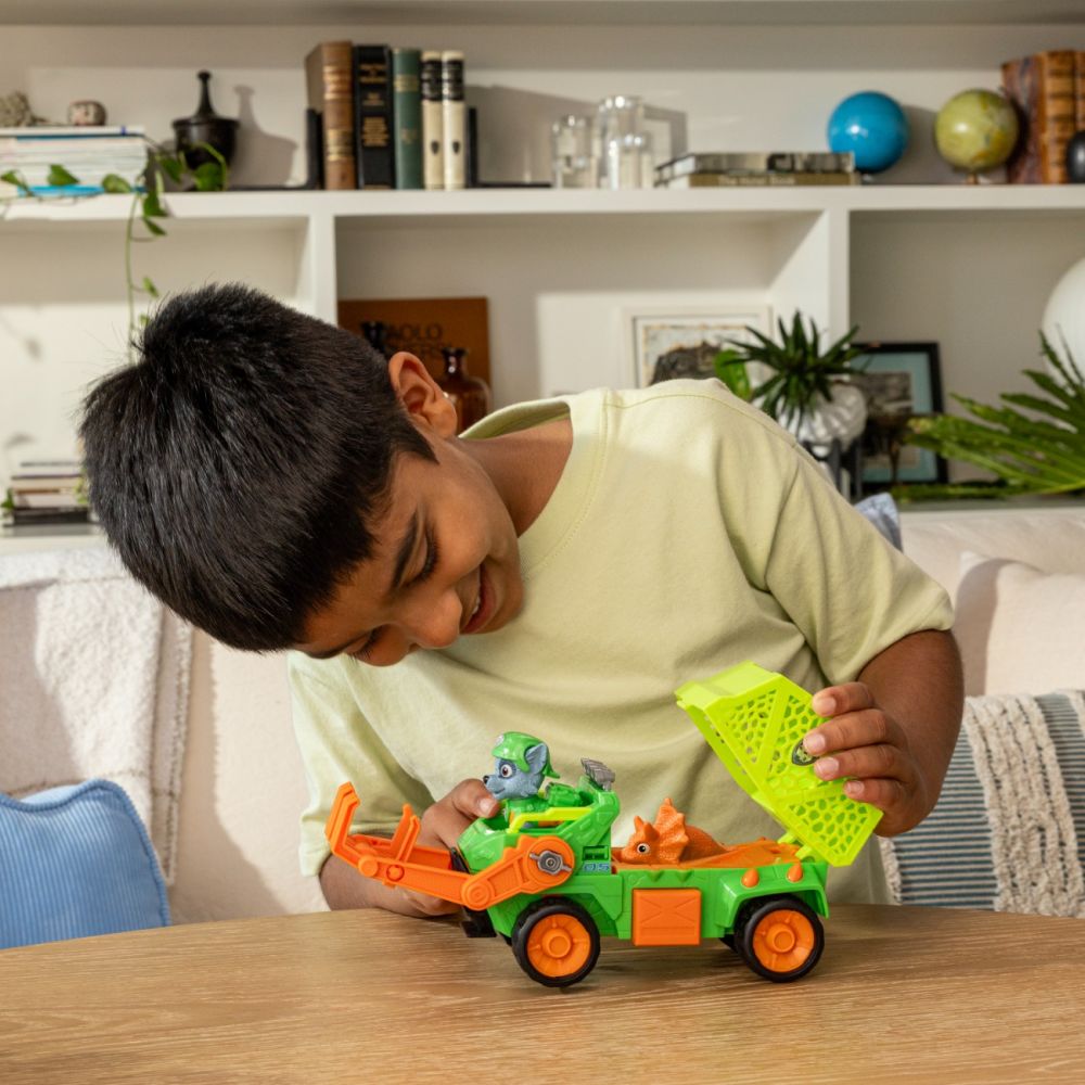 Vehicul de salvare cu figurina, Paw Patrol, Dino Rescue Recycler, Rocky, 6075772