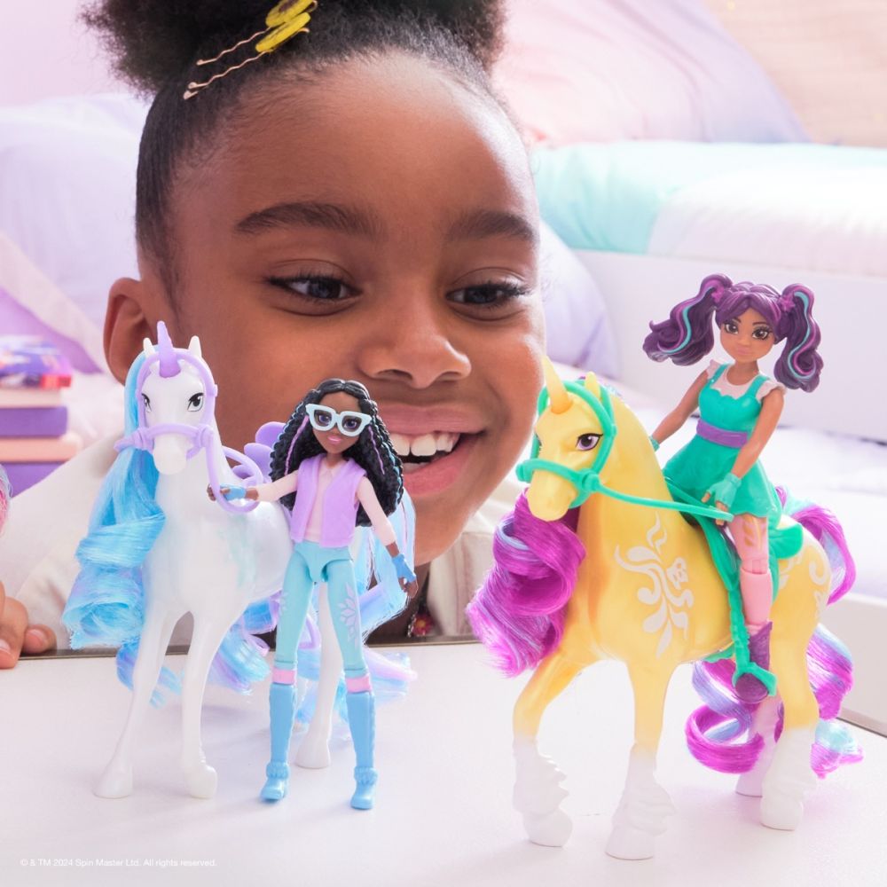 Set papusa Layla si unicornul Glacier, Unicorn Academy, 20149006