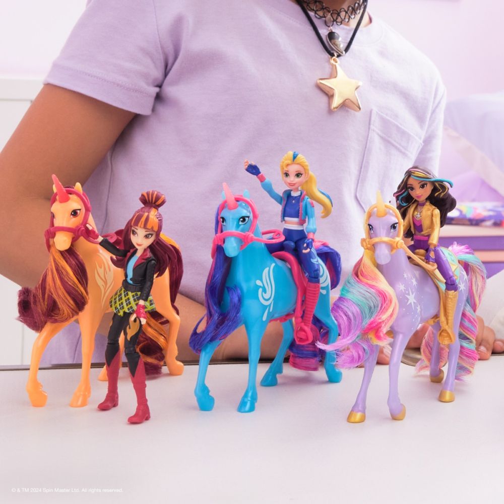 Set papusa Sophia si unicornul Wildstar, Unicorn Academy, 20149007