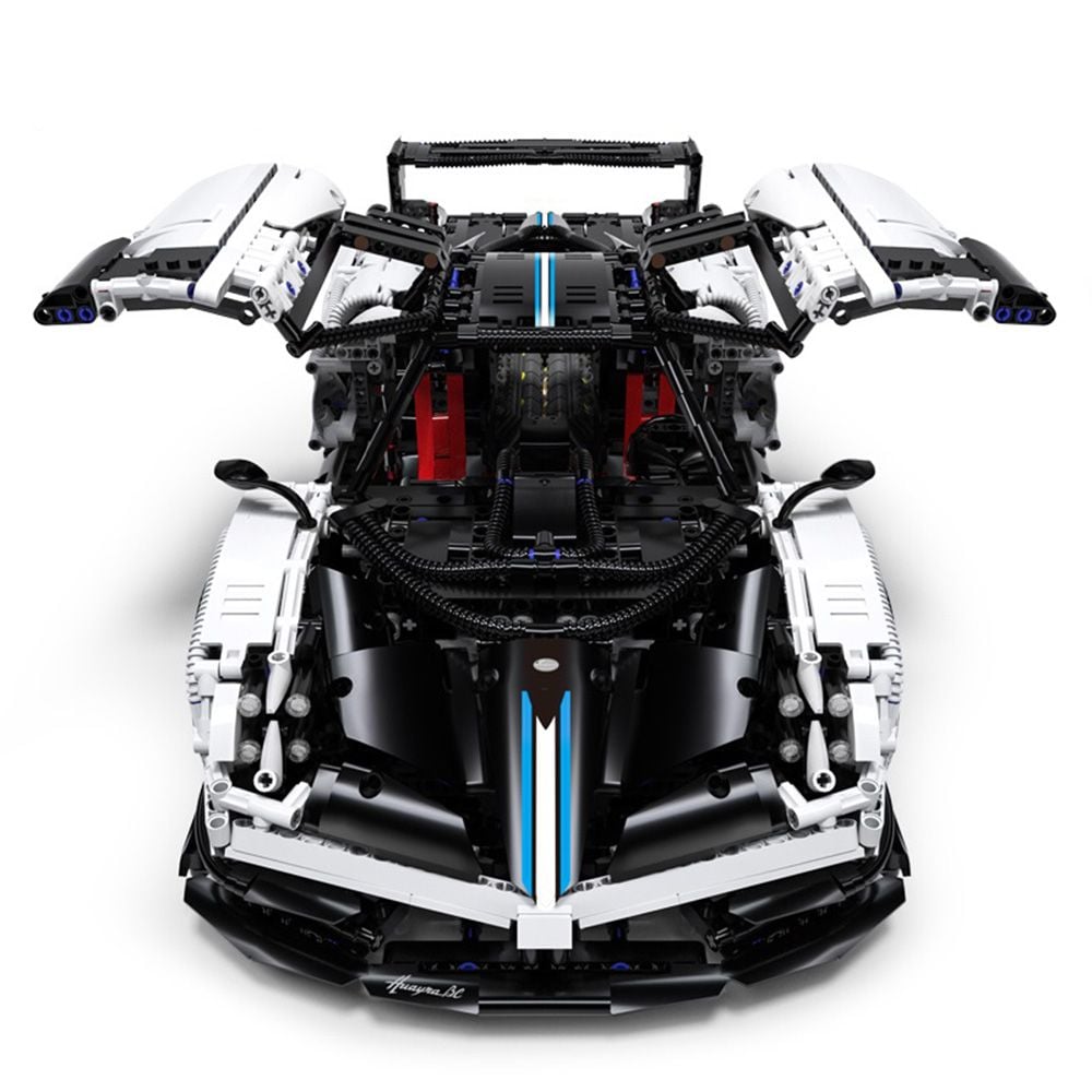 Set constructie masinuta cu telecomanda, Rastar, Pagani Huayra, Alb, 1:8, 2899 piese
