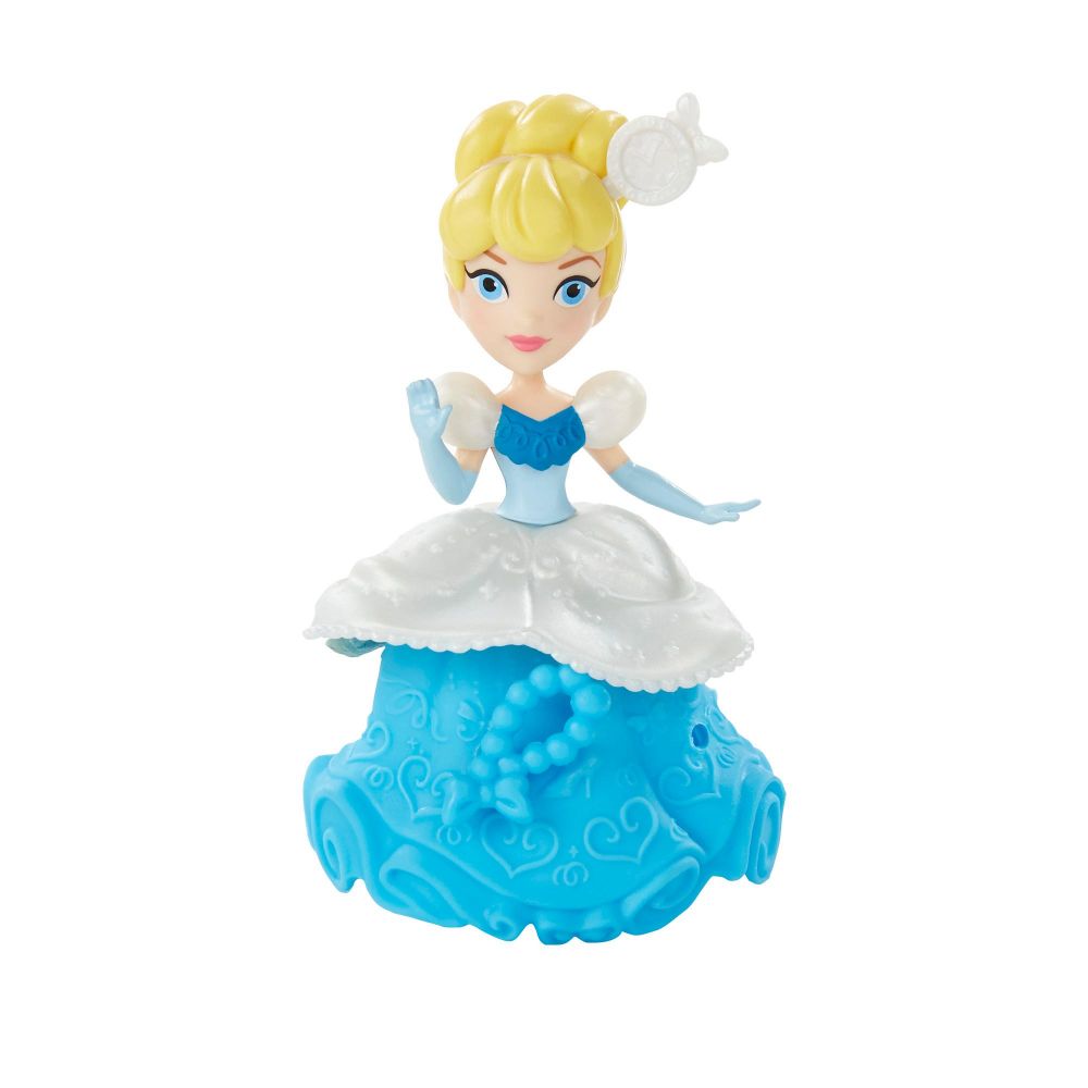 Set accesorii si figurina Disney Princess - Caleasca Cenusaresei