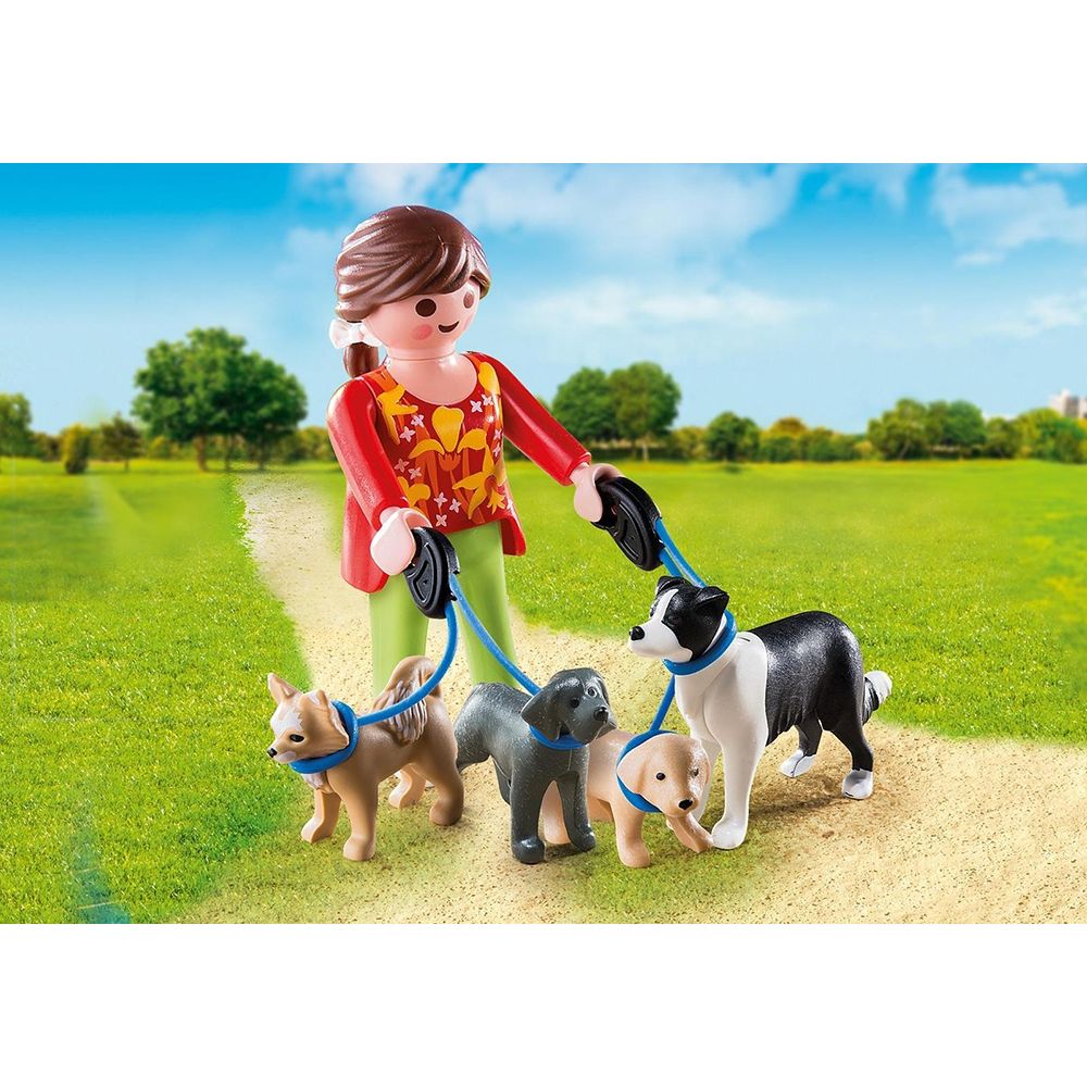 Set figurine Playmobil Special Plus - Femeia cu catelusi la plimbare (5380)