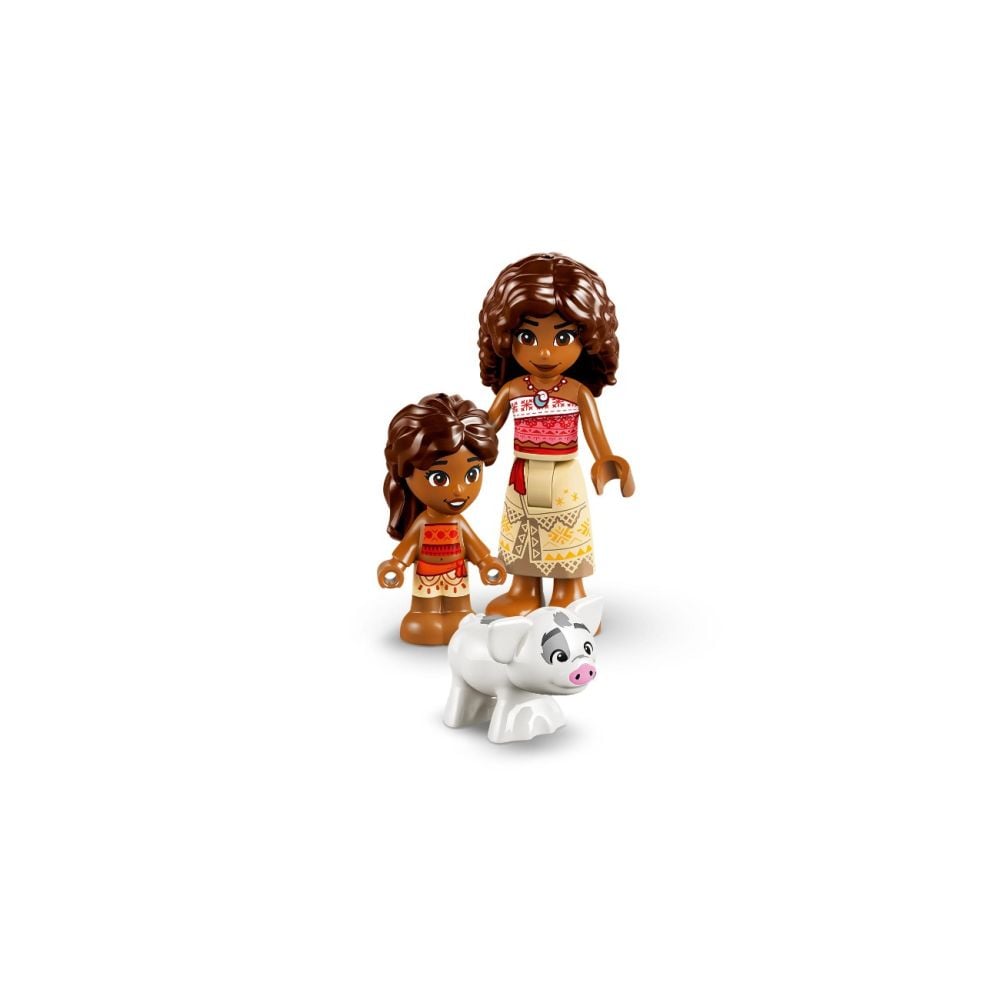 LEGO® Disney Princess - Casa traditionala si barcuta (43282)