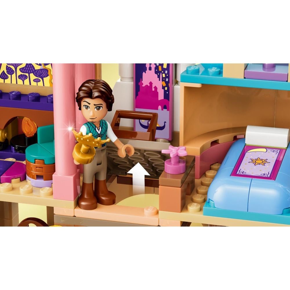 LEGO® Disney Princess - Castelul lui Rapunzel (43297)