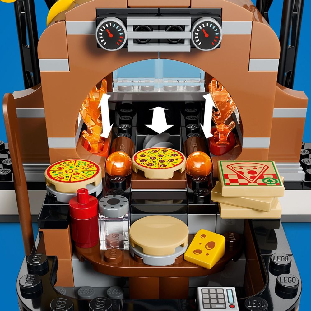 LEGO® City - Experienta livrarii de pizza cu vehicule (60496)