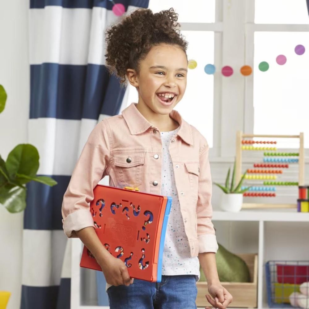 Joc de societate, Hasbro Games, Guess Who, Lb Engleza, F6105 | Noriel