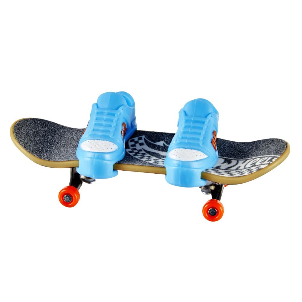 Set mini placa skateboard cu pantofi, Hot Wheels, HGT48