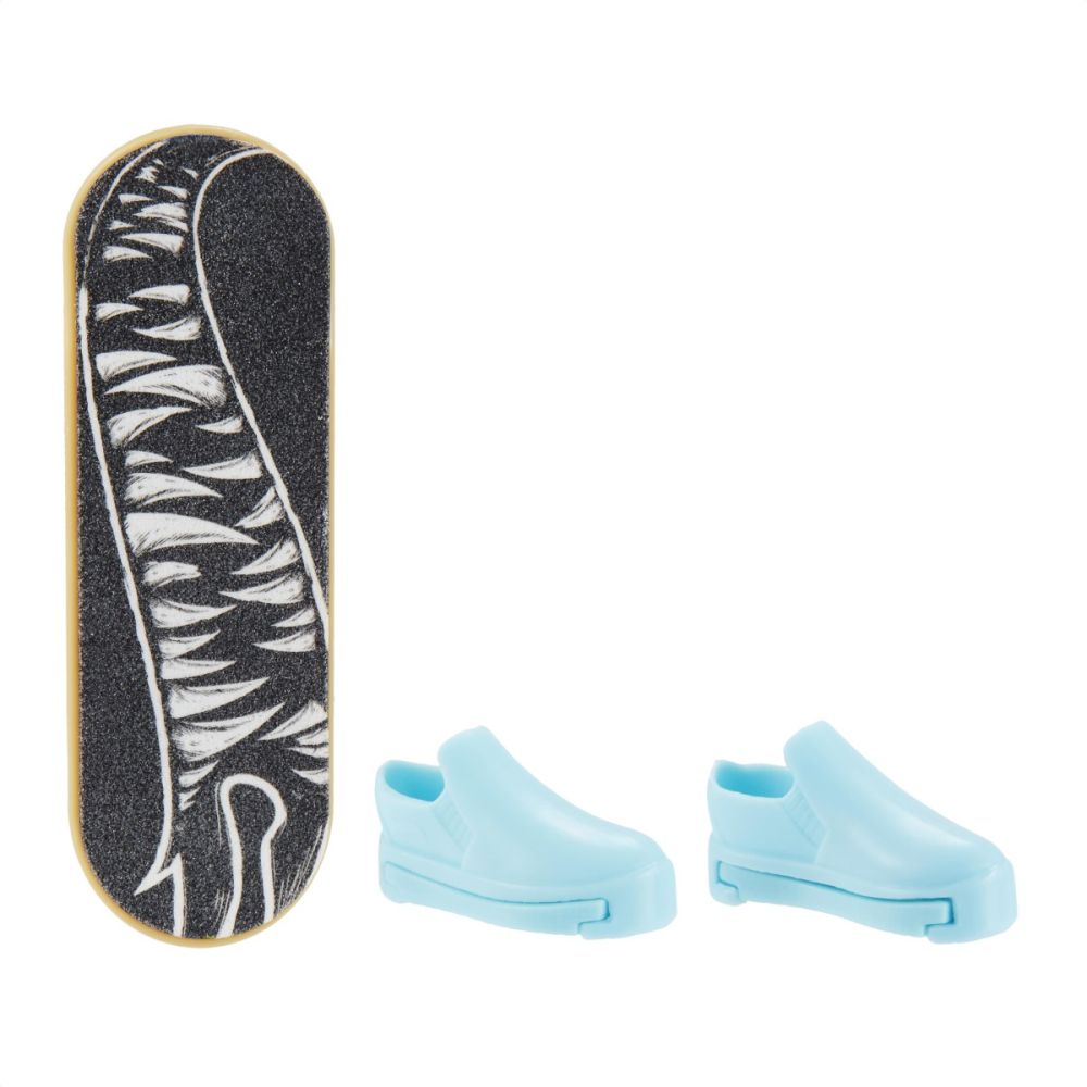 Set mini placa skateboard cu pantofi, Hot Wheels, HGT57