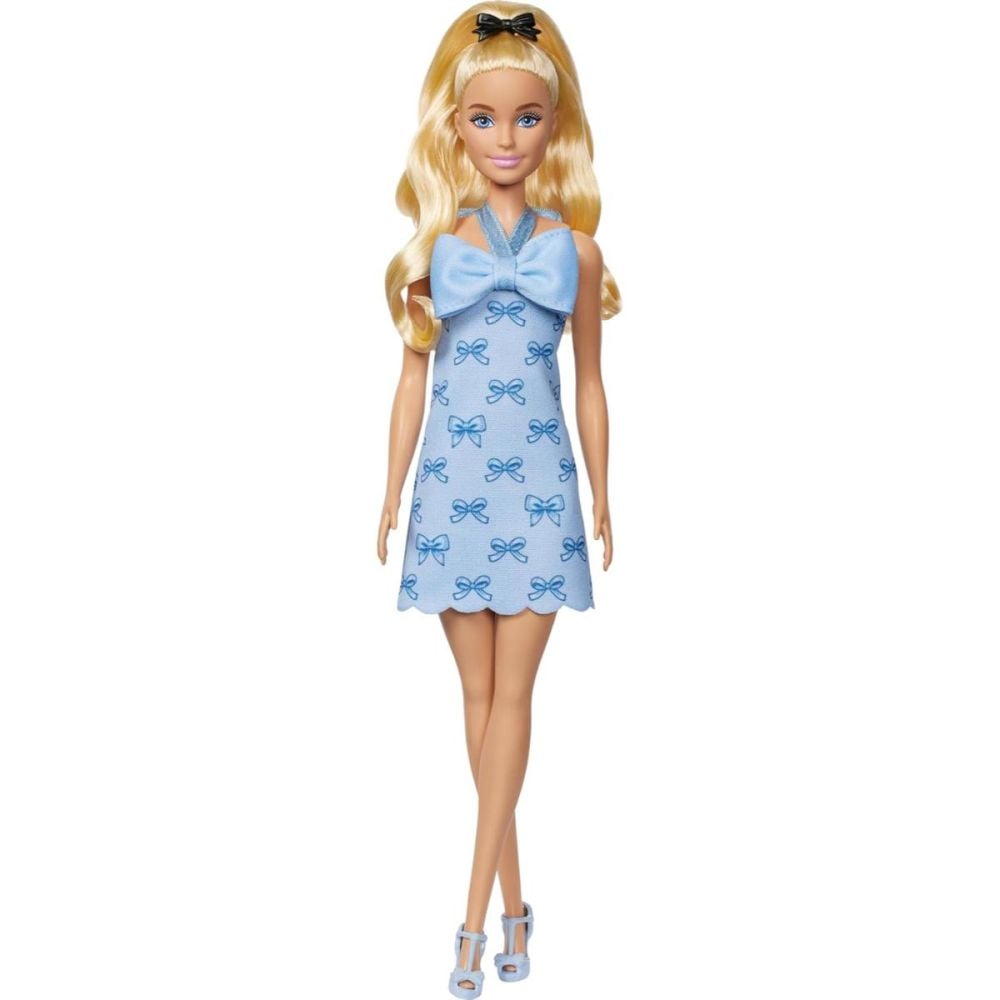 Papusa cu funda albastra, Barbie Fashionista, HYT93