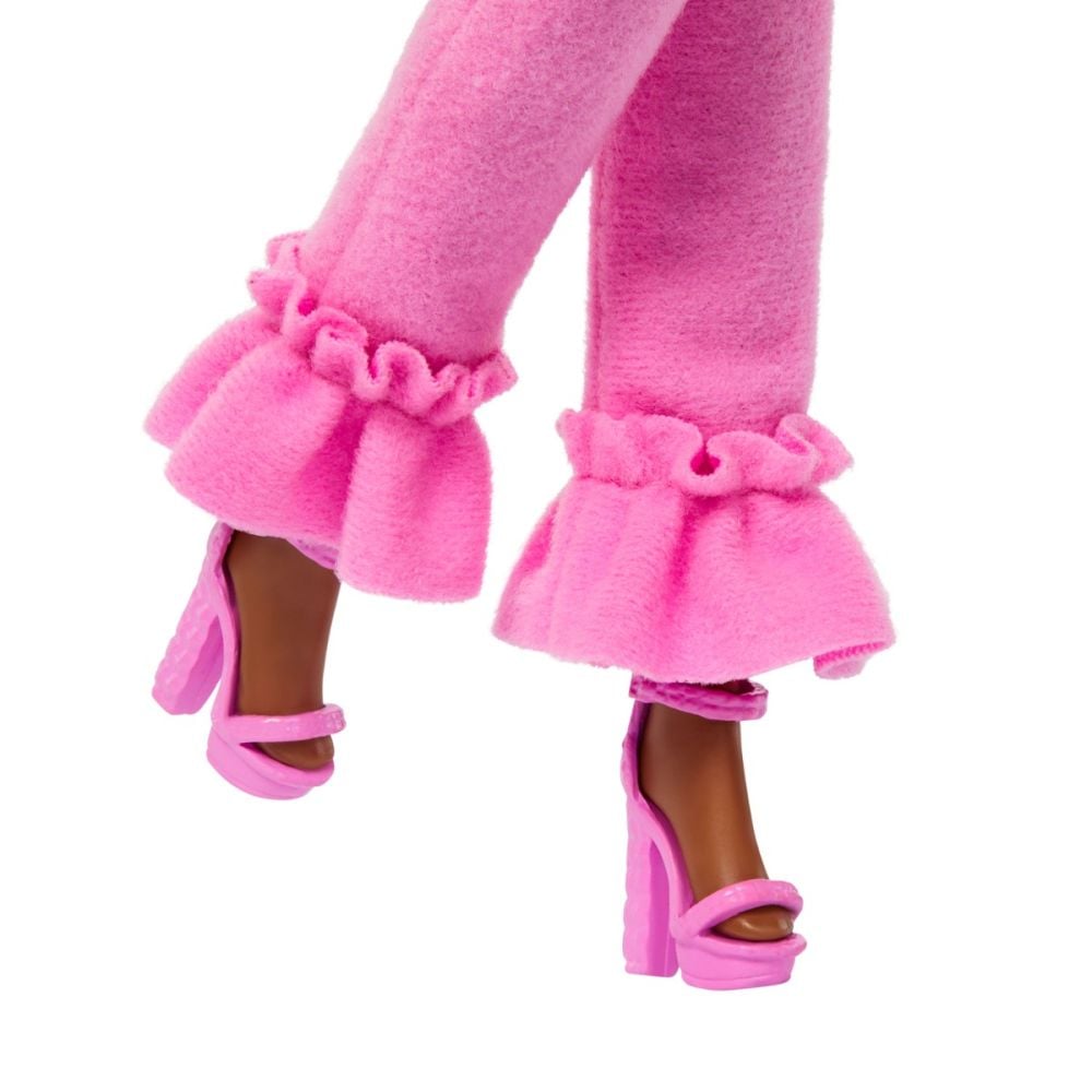 Papusa Barbie, Deluxe Style, HYV28