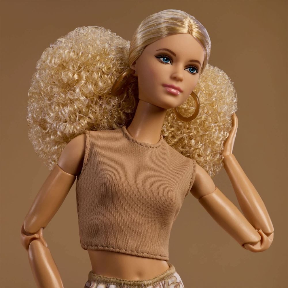 Papusa Barbie Signature Basics, Model 07, JJX26