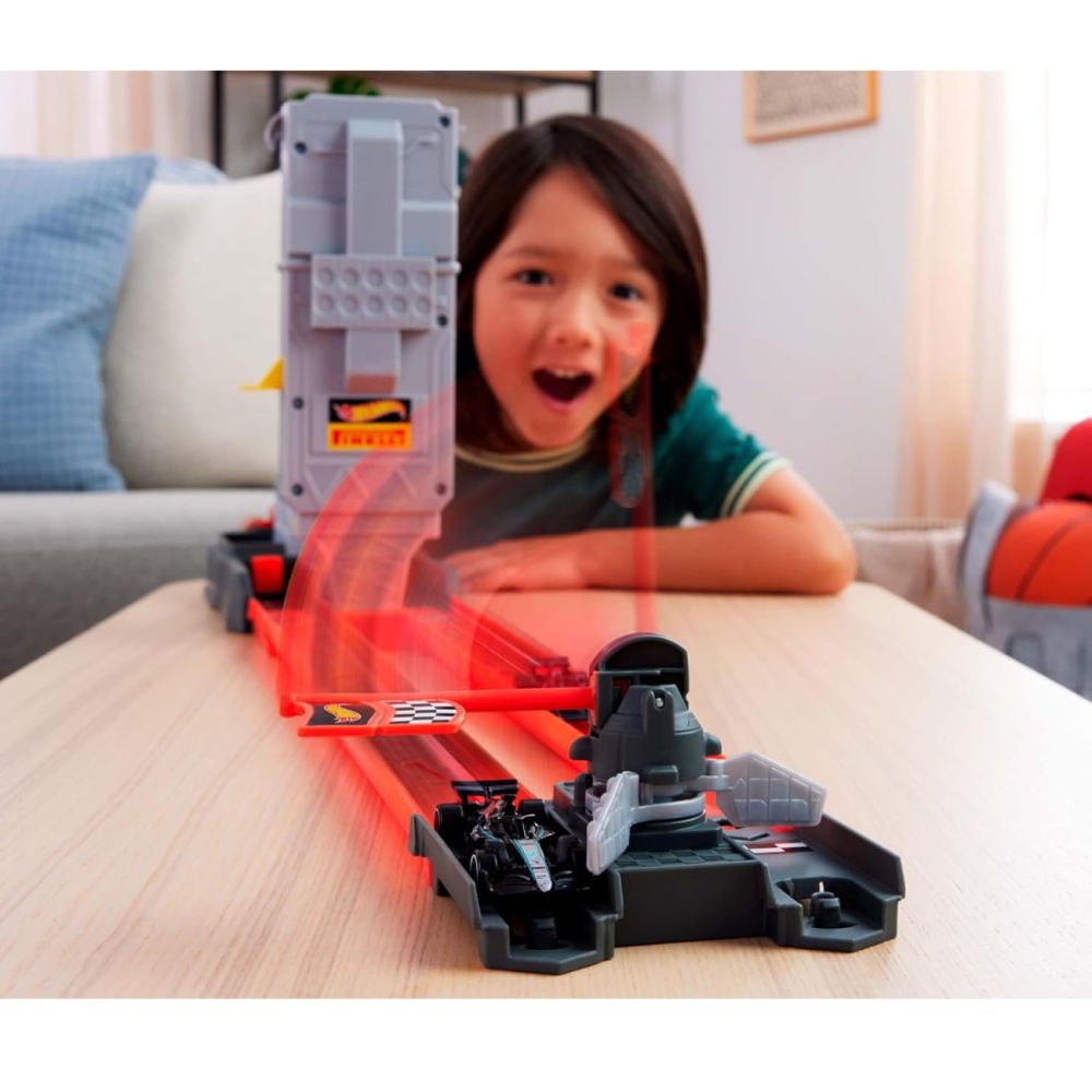 Set pista de curse si 2 masinute, Hot Wheels, Racing Formula 1 Grid, 1:64, JKM88