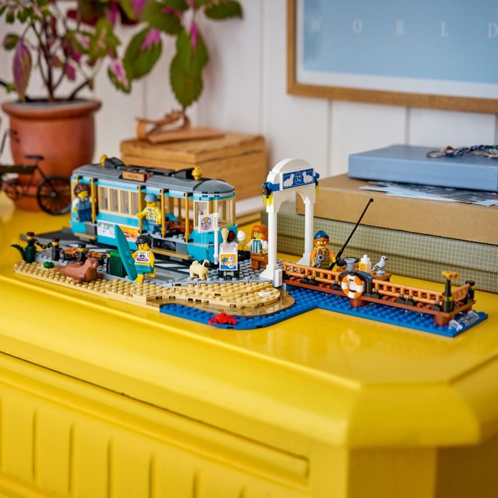 LEGO® City - Tramvai de plaja clasic (60506)