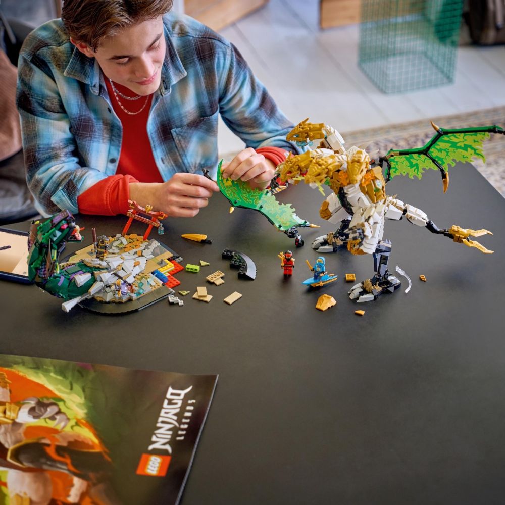 LEGO® Ninjago - Impresionanta batalie a dragonului (71872)