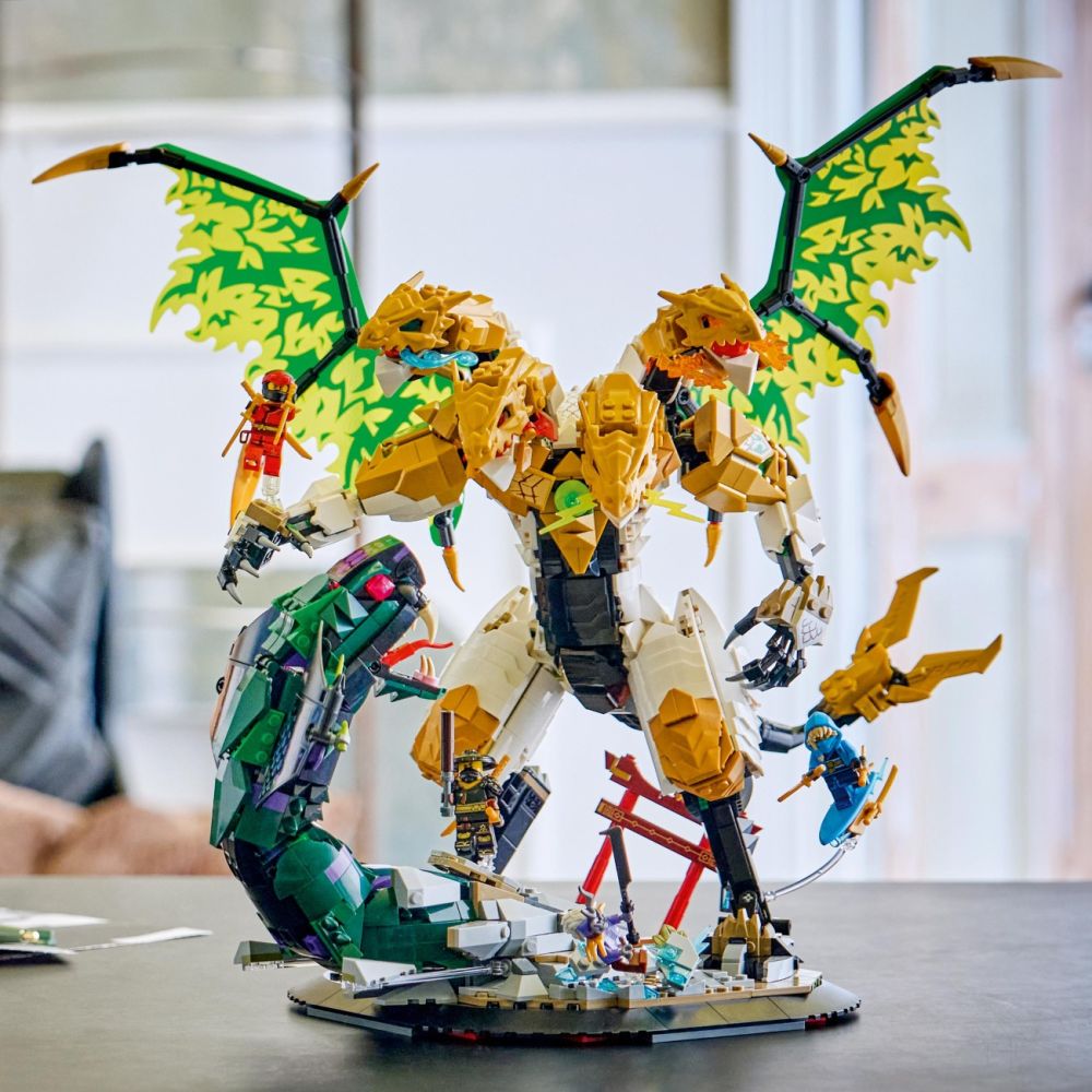 LEGO® Ninjago - Impresionanta batalie a dragonului (71872)