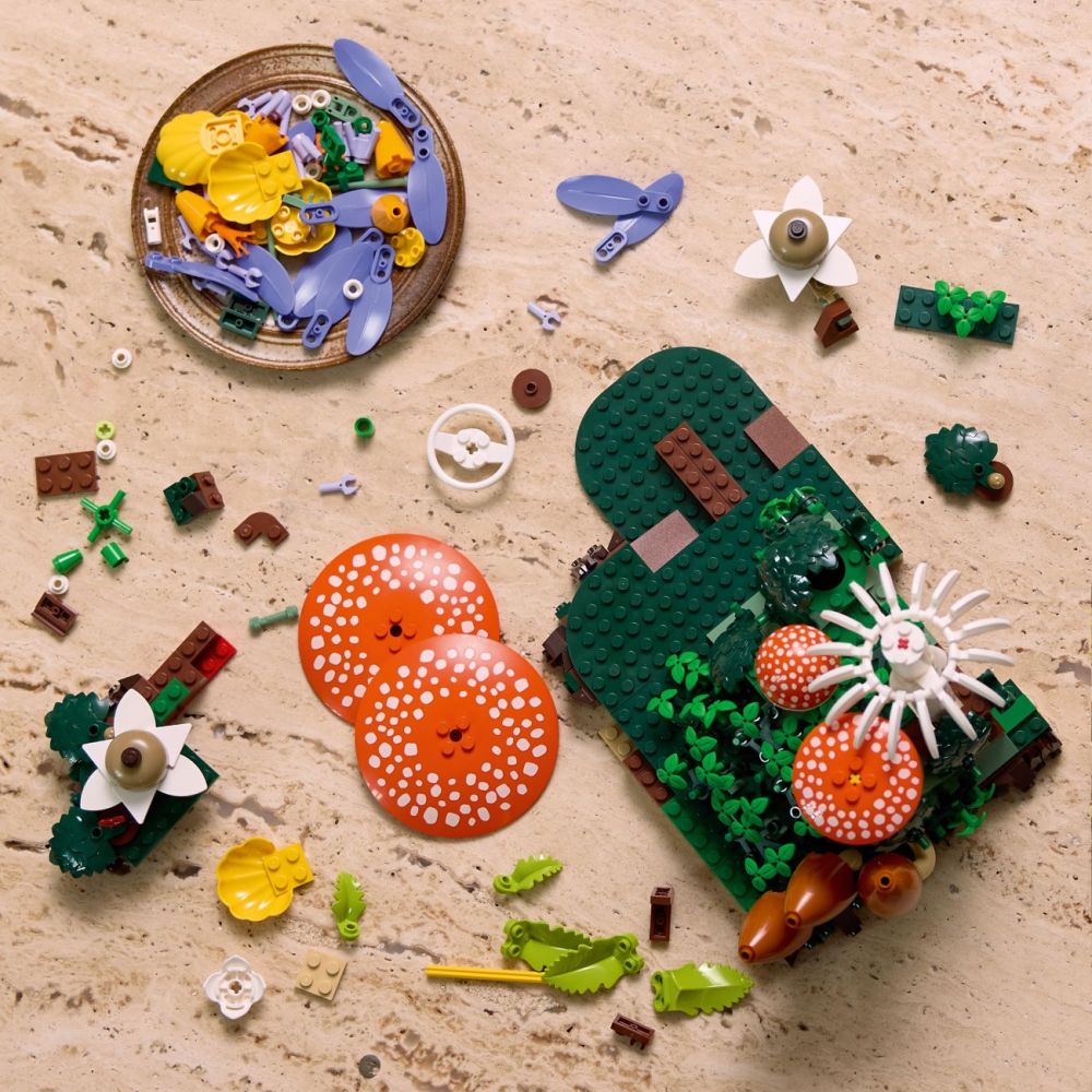 LEGO® Botanicals - Ciuperci de padure (11505)