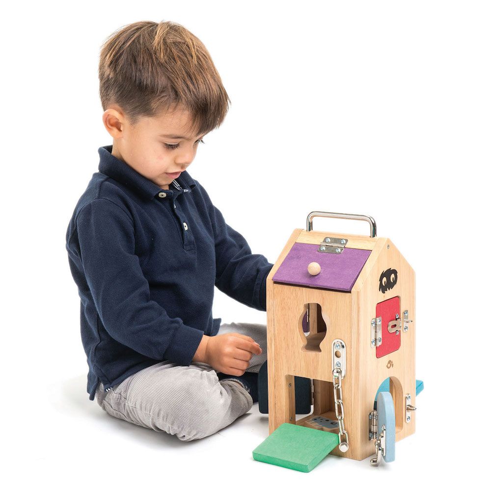 Monstruletii din cutia incuiata din lemn premium, Tender Leaf Toys