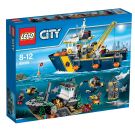 LEGO City - Nava de explorare in largul marii (60095)
