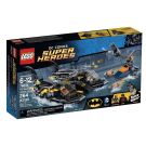 LEGO DC Comics Super Heroes 76034 - Urmarirea in portul Batboat