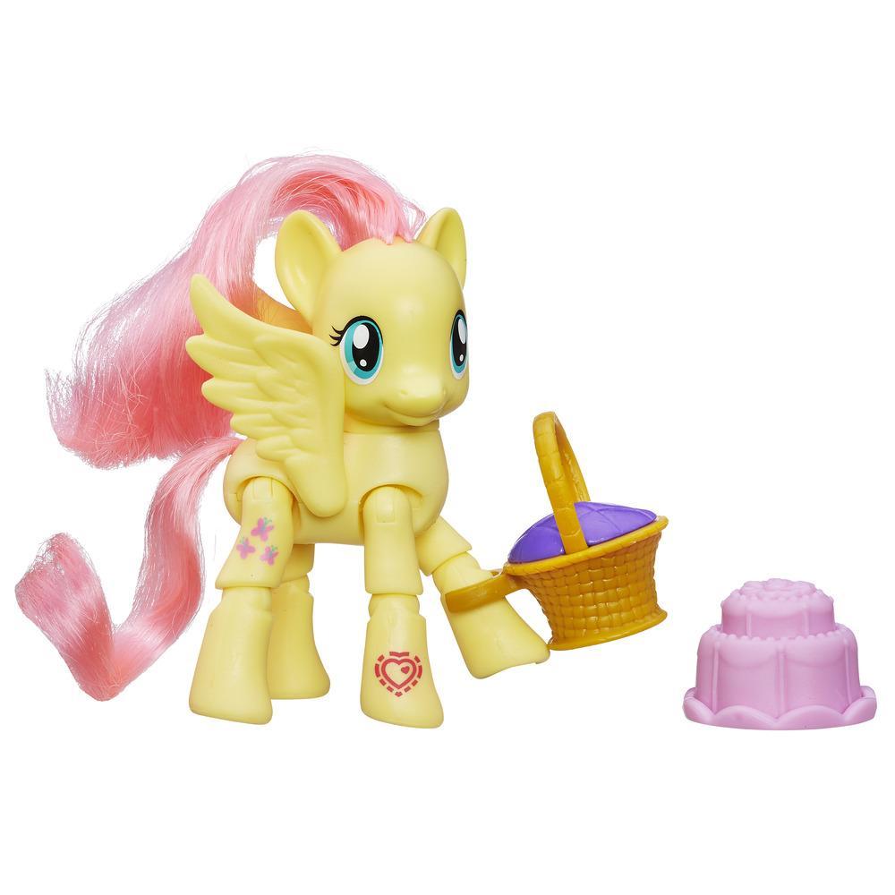 Figurina My Little Pony Explore Equestria - Fluttershy la picnic, 7.5 cm