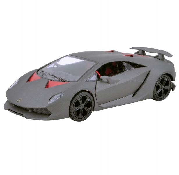 masinuta motormax lamborghini sesto elemento 1:24