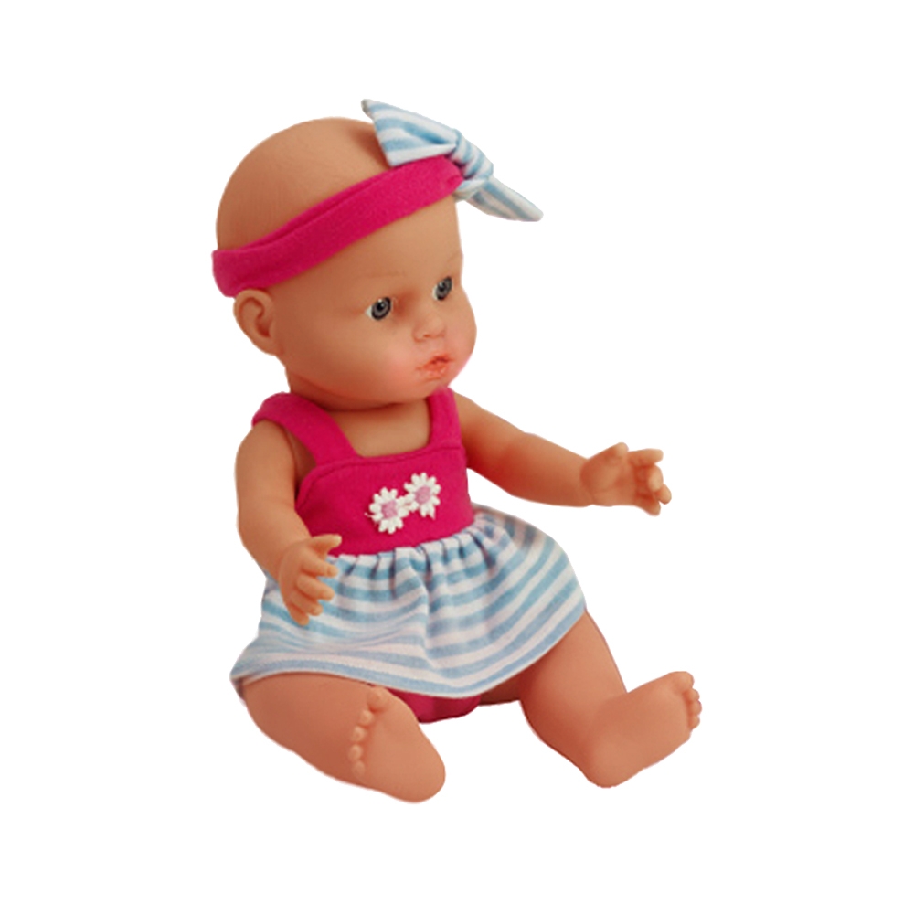 papusa maia cu accesorii
