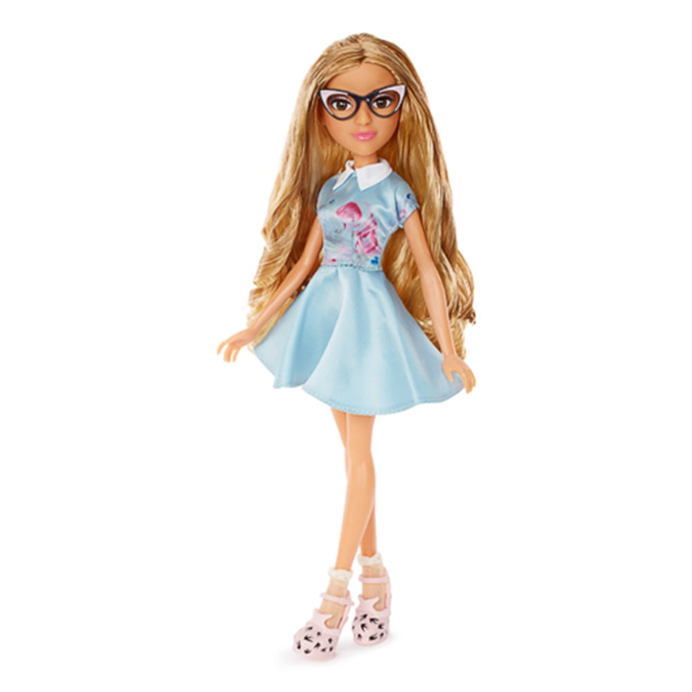 papusa project mc2 - adrienne attoms